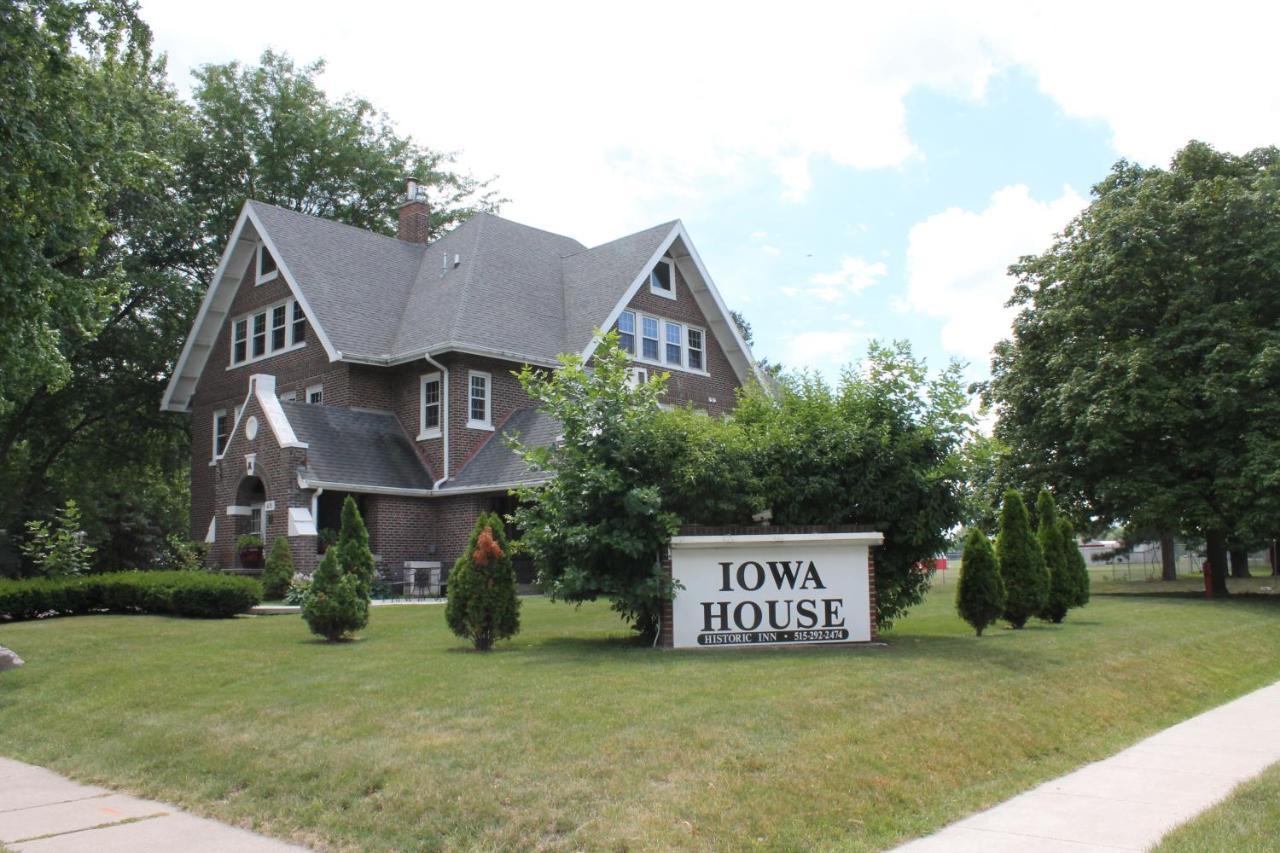 Iowa House Historic Inn Ames Exterior foto